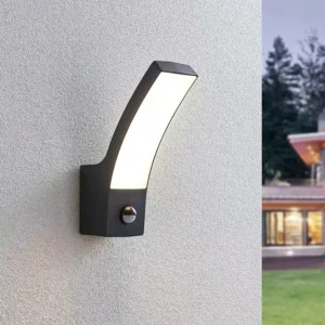 مصباح حائط خارجي مقاوم للماء بتصميم عصري IP65 مصباح حائط LED للحديقة والفناء